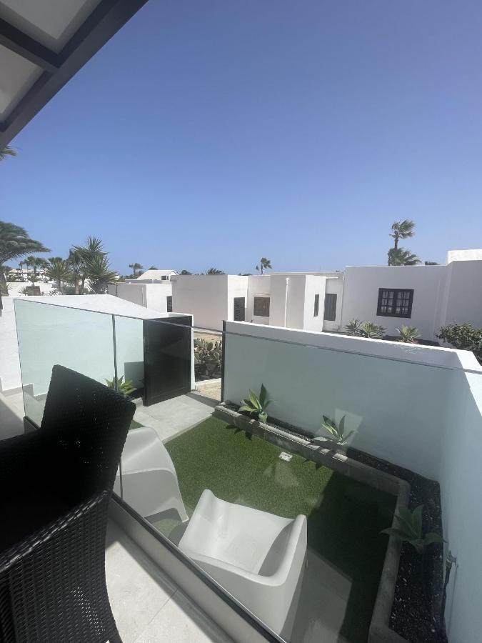 Casahost Bastian Beach Costa Teguise Exterior photo
